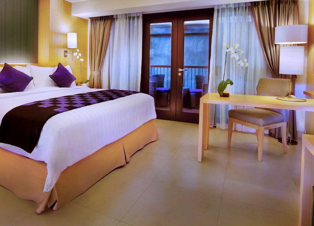 Quest Hotel Kuta By Aston Ngoại thất bức ảnh