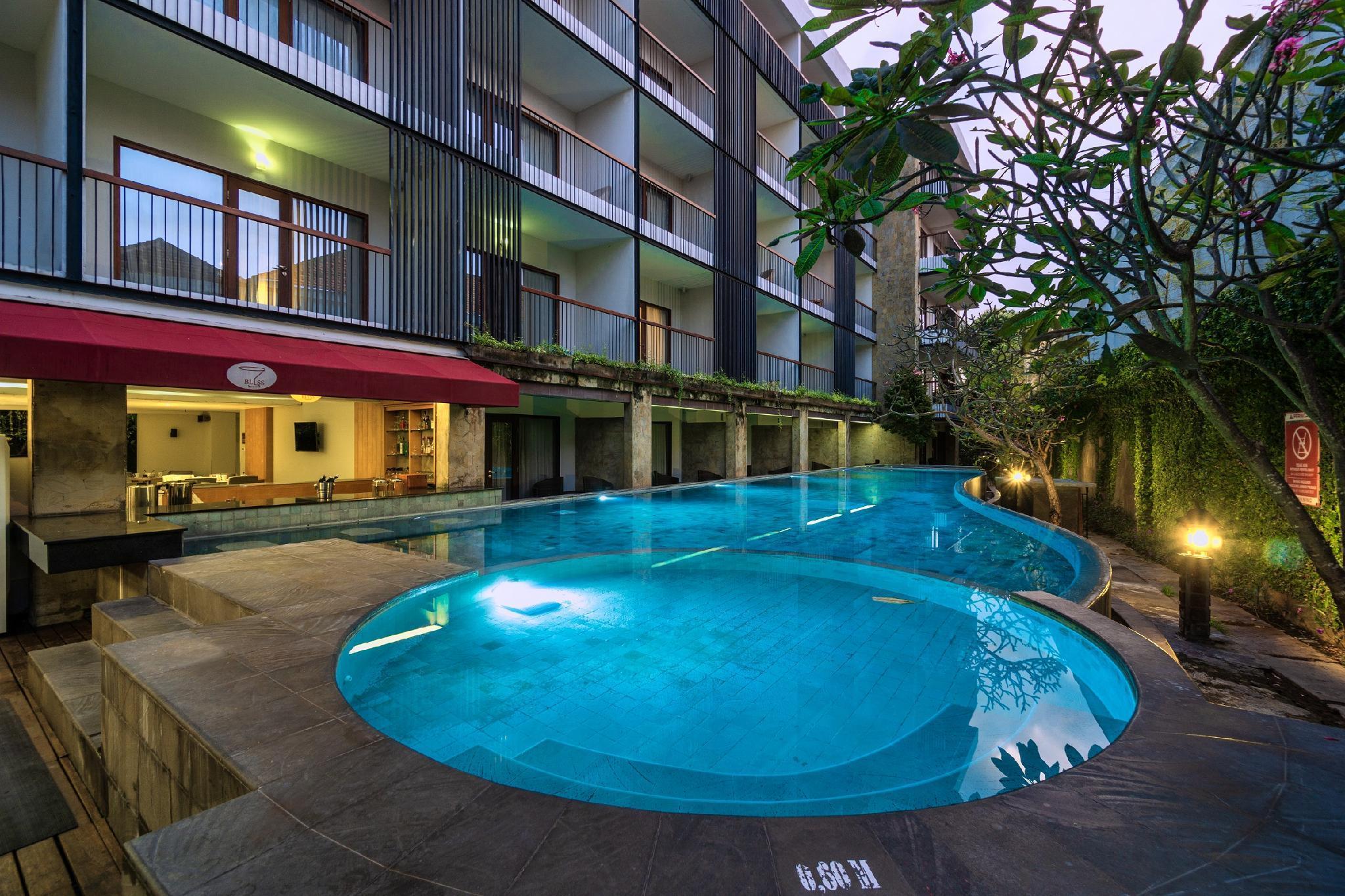 Quest Hotel Kuta By Aston Ngoại thất bức ảnh