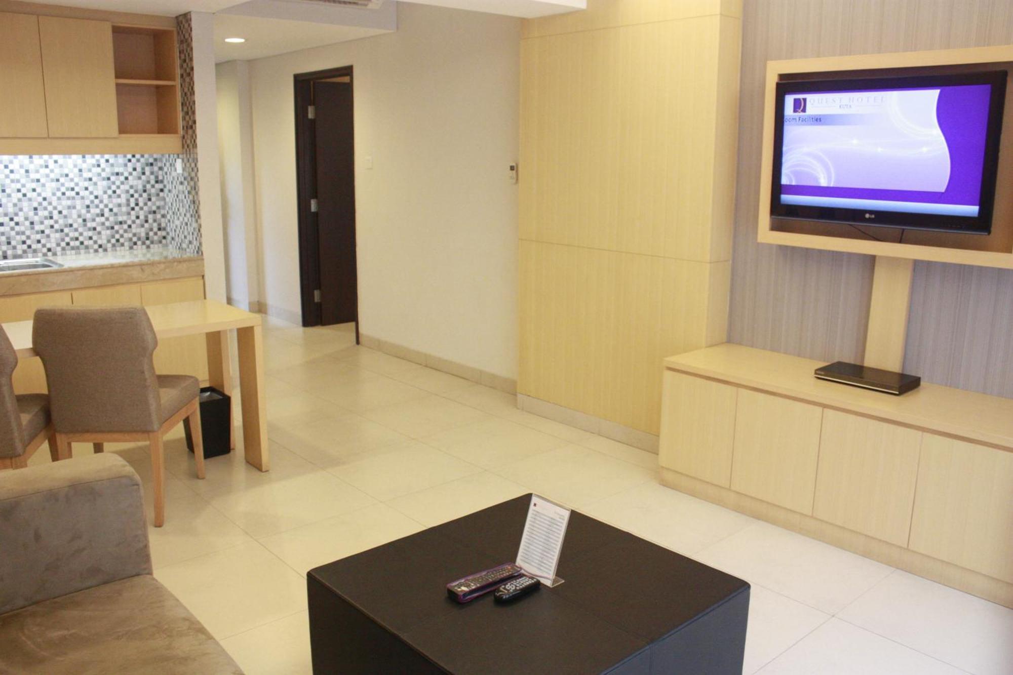 Quest Hotel Kuta By Aston Ngoại thất bức ảnh
