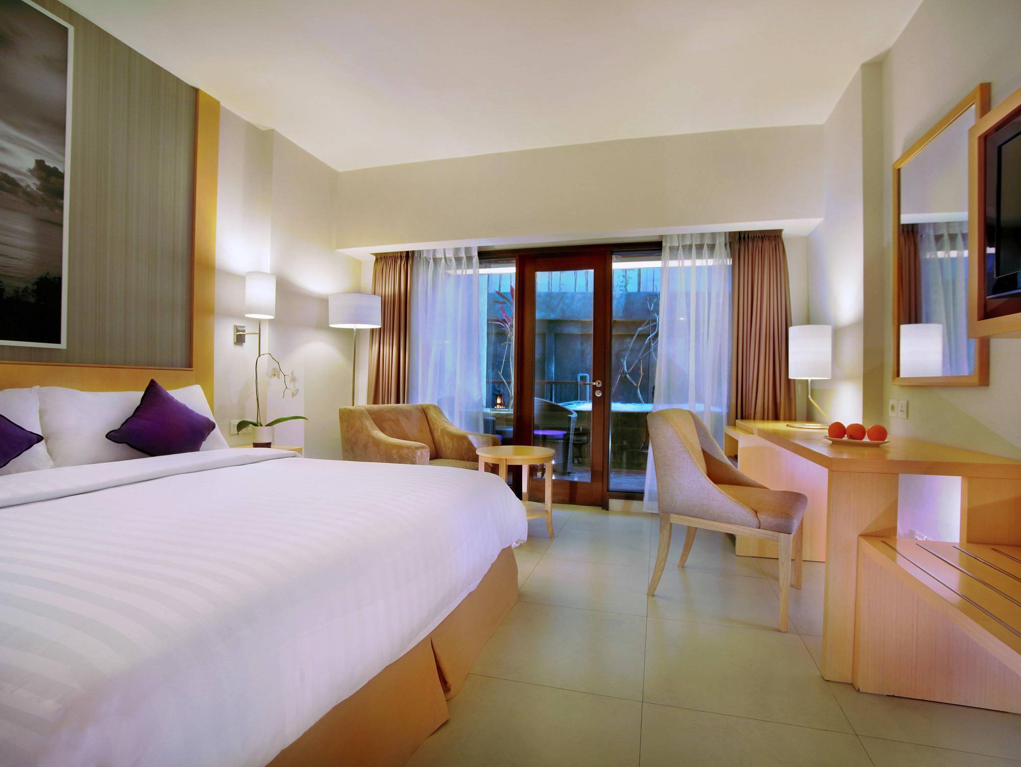Quest Hotel Kuta By Aston Ngoại thất bức ảnh