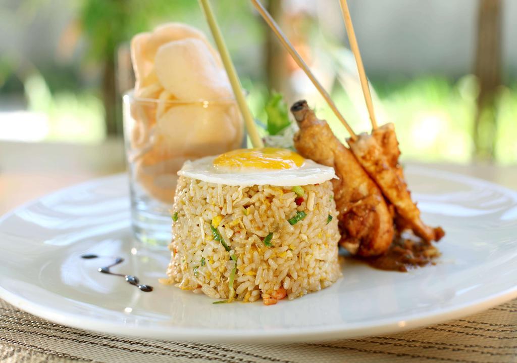 Quest Hotel Kuta By Aston Ngoại thất bức ảnh