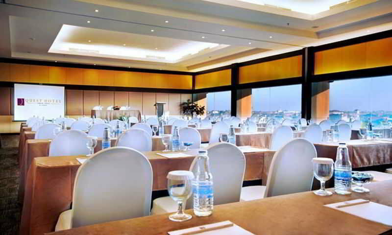 Quest Hotel Kuta By Aston Ngoại thất bức ảnh