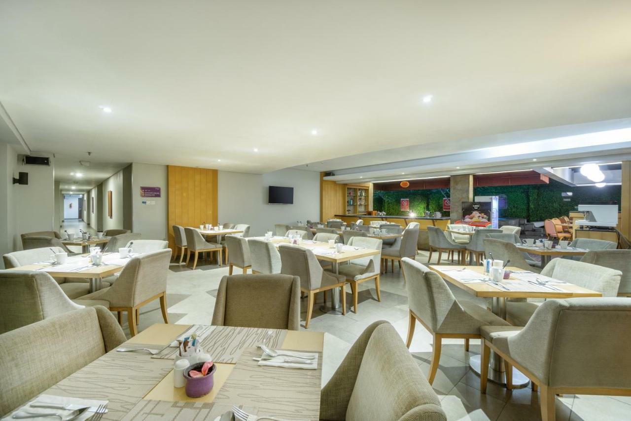 Quest Hotel Kuta By Aston Ngoại thất bức ảnh
